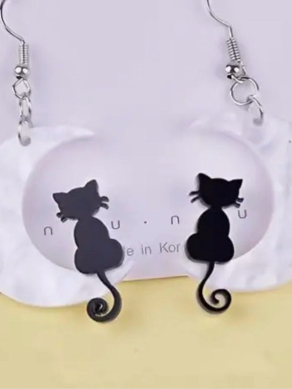 Source Unknown Black Cat Silhouette Dangle Earrings